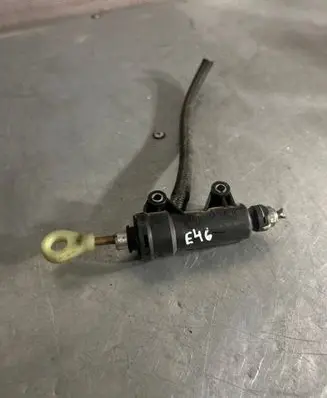 BMW 3 E46 Clutch master cylinder 6758822