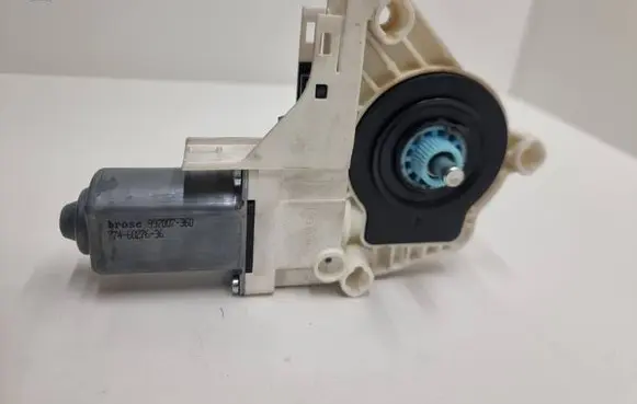 Audi A6 S6 C6 4F Rear door window regulator motor 8K0959811C 10440240562 1101997001360