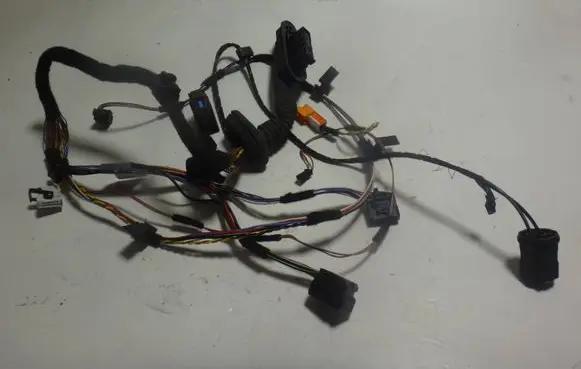 BMW 5 E39 Front door wiring loom/harness boot 8383775