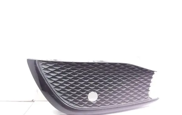 Mercedes-Benz E W213 Front bumper lower grill A2138852903 969587