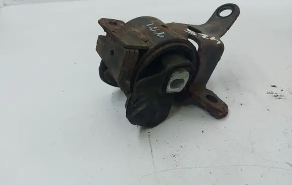 Mazda 3 II Engine mount bracket K1442