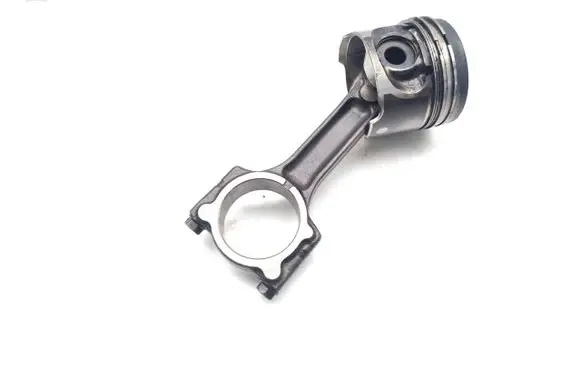Nissan Kubistar Piston with connecting rod K9K704