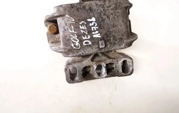 Volkswagen Golf IV Engine mount bracket 1j0199555