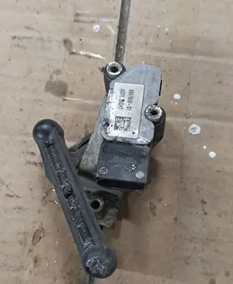 BMW X5 F15 Headlight level adjustment motor 686764801 6867648