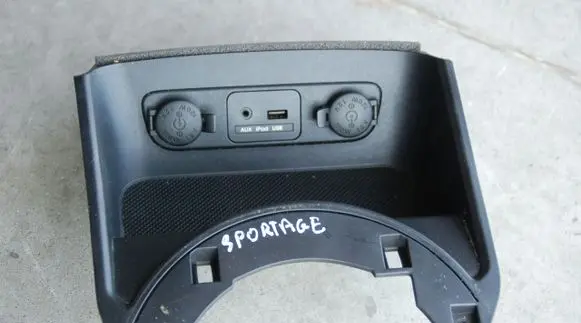 KIA Sportage USB socket connector 116KM