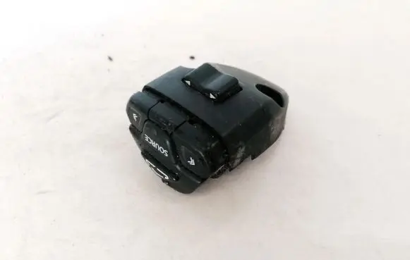 Multifunctional control switch/knob