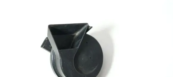 Audi A4 S4 B7 8E 8H Horn signal 8E0951221A