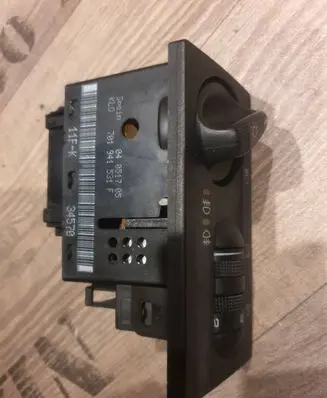 Volkswagen Transporter - Caravelle T4 Light switch 04051705 701941531f