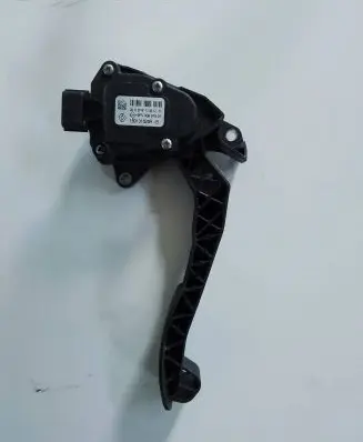 Renault Master III Accelerator throttle pedal 180101626R 29102016 6PV00997801