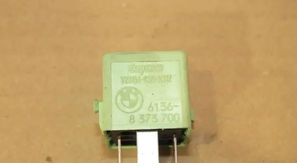 BMW X5 E53 Other relay 8373700