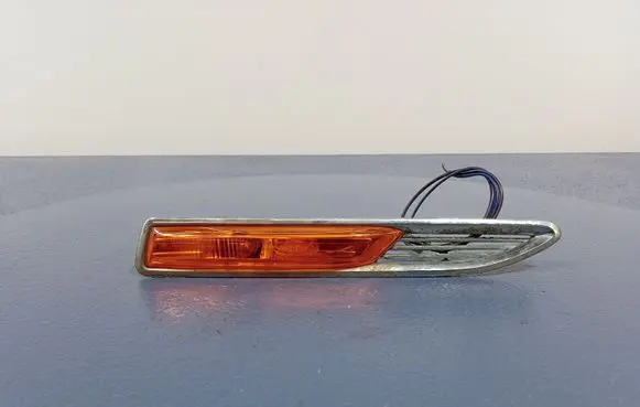Ford Mondeo MK IV Front fender indicator light 7S71-13K354-AF
