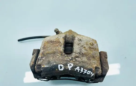 Volkswagen Golf Plus Front brake caliper