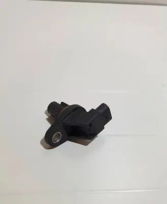 Mercedes-Benz C W204 Camshaft position sensor 0232103107 13T264004100 A6519050100