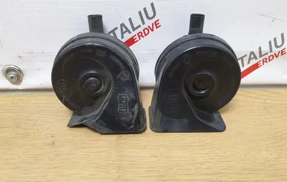 BMW X1 E84 Horn signal A046522 0055306