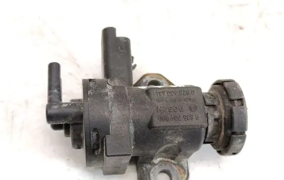 Citroen Berlingo Turbo solenoid valve 9635704380 0928400414