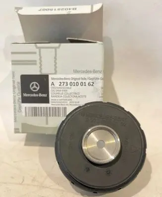 Mercedes-Benz C W204 Oil breather separator A2730100162 2730100162