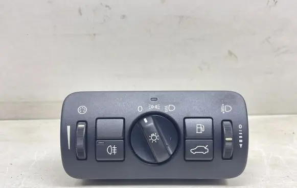 Volvo V60 Light switch 30739433