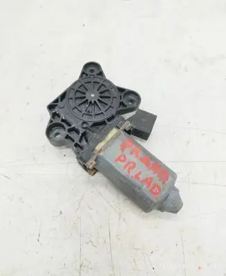 Mercedes-Benz S W220 Front door window regulator motor