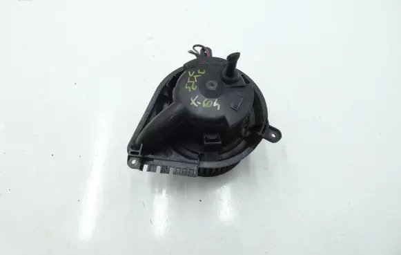 Volkswagen II LT Heater fan/blower 651673L