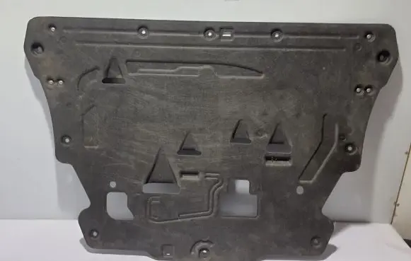 Volvo S60 Engine splash shield/under tray 31497612
