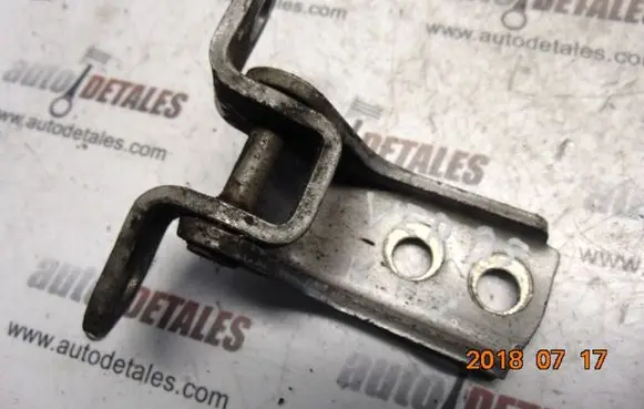 Toyota Corolla Verso AR10 Front door upper hinge