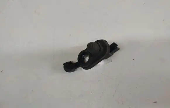 Honda CR-V Front door sensor