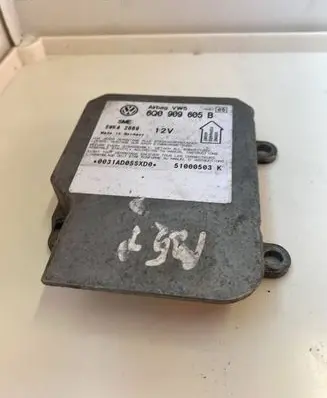 Volkswagen PASSAT B5.5 Airbag control unit/module 6Q0909605B 51000503K