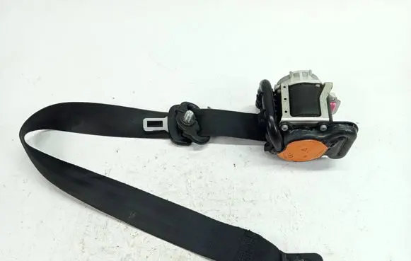 Skoda Octavia Mk3 (5E) Front seatbelt 5E0857702