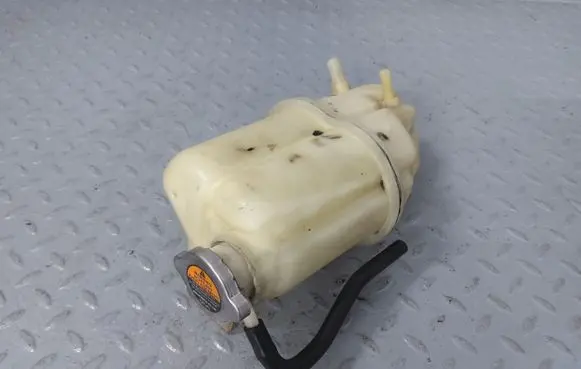 Nissan Murano Z51 Coolant expansion tank/reservoir 217101AT0A