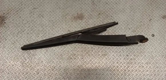 Volvo V70 Rear wiper blade arm 