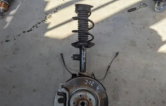 Nissan Qashqai J12 Front suspension assembly kit set 