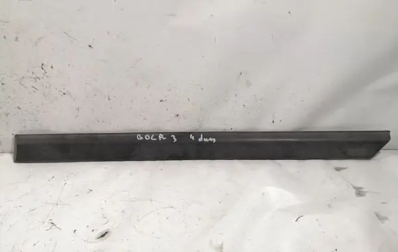 Volkswagen Golf III Rear door trim (molding) 1H4853753