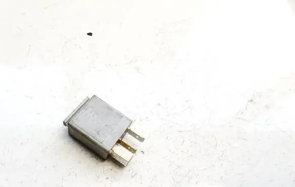 Volkswagen Touran I Other relay 1K0951253A 449