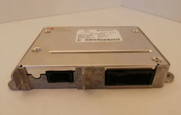 Mercedes-Benz E W211 Bluetooth control unit module A2118701885 UH06MM01FC