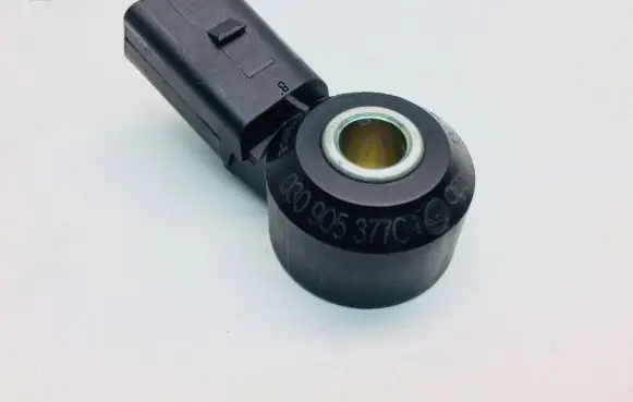 Volkswagen Golf IV Detonation knock sensor 030905377C