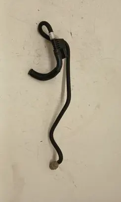 BMW 2 F46 Fuel line pipe 781078401 7810784