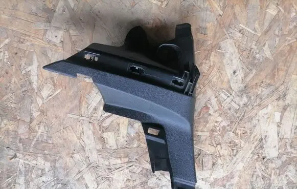Volvo S60 Seat belt trim 31479178 31479177