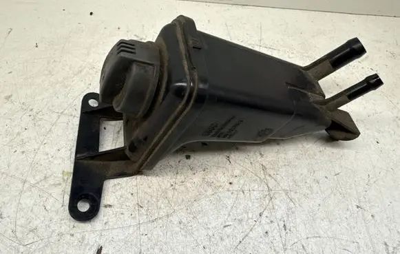 Audi A4 S4 B7 8E 8H Power steering fluid tank/reservoir 8E0422373B