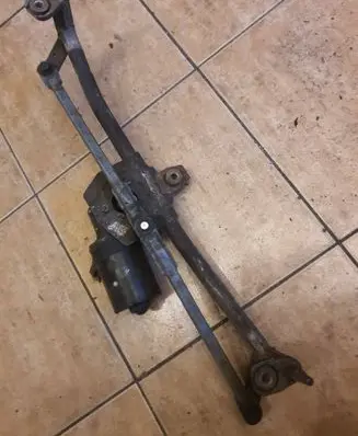 Audi A3 S3 8L Front wiper linkage and motor 1J0955325A
