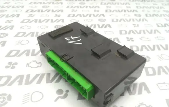 Volvo S40, V40 Alarm control unit/module 30630082 232300-8670 2323008670