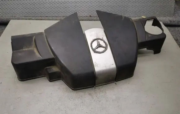 Mercedes-Benz C W203 Engine cover (trim) A1120100467