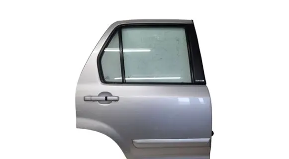 Honda CR-V Rear door