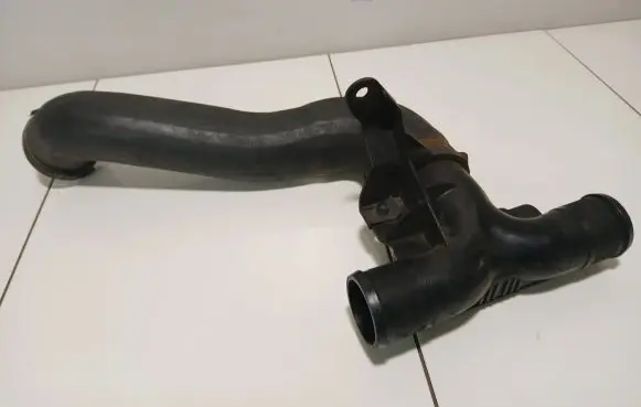 Jaguar S-Type Intercooler hose/pipe 4r83-6n870a