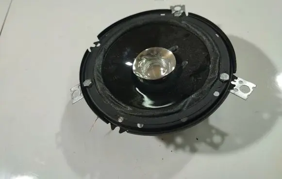 Subaru Legacy Front door speaker CSV618