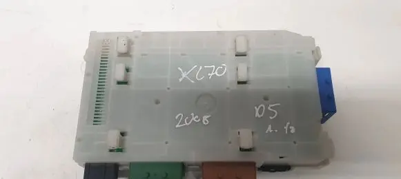 Volvo XC70 Fuse module 7G9T14C256FA 30765624AE 3659AF01125TP