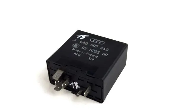 Audi A8 S8 D2 4D Wing mirror control module 4a0907440