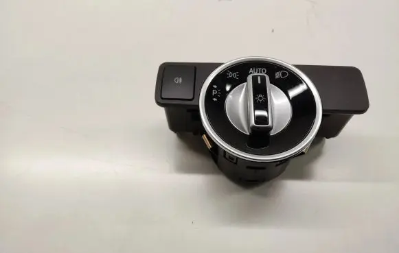 Mercedes-Benz A W176 Light switch A2129050551 10091531