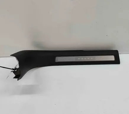 Volvo XC90 (A) pillar trim 32244301