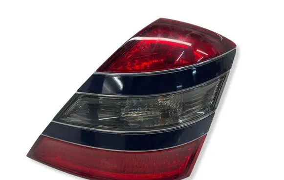 Mercedes-Benz S W221 Rear/tail lights A2218200266