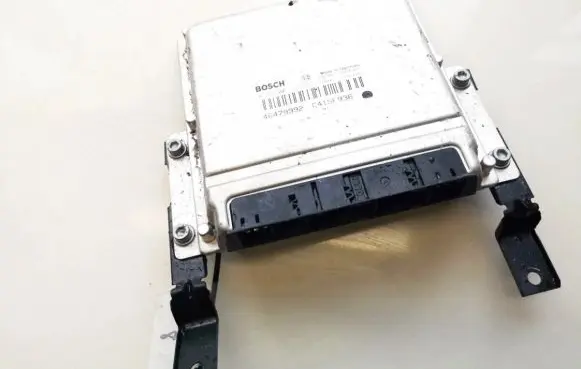 Alfa Romeo 166 Engine control unit/module 46479992 c415f936